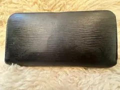 Louis Vuitton エピレザー 長財布 黒