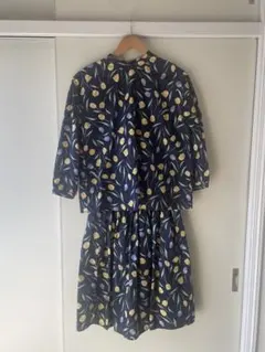 北欧風花柄ネイビー ツーピース　セットアップ