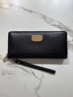 MICHAEL KORS マイケルコース長財布 ブラック リストレット付き
