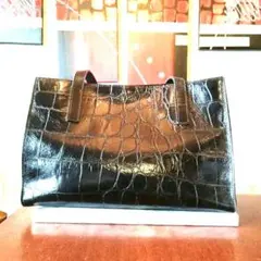 SAZABY型押しレザーブラックショルダーバッグ