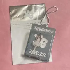 XG IS THIS LOVE アクリル ブリスター チャーム　ジュリア