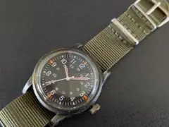 【新加工・稼動品】ミリタリーウォッチ　黒✕金✕緑スト③