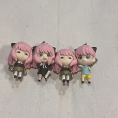 アーニャ チャーム ガチャ 4個