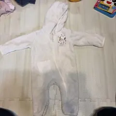 スヌーピーフード付きホワイトフリースアウター