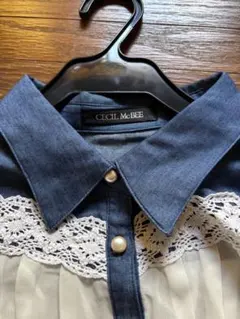 ✨セシルマクビー 未使用タグ付 レース異素材ブラウス M デニム風
