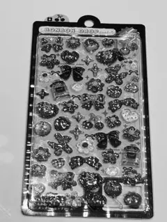 クーリア　ボンボンドロップシール　ブラック　ブラックボンボン