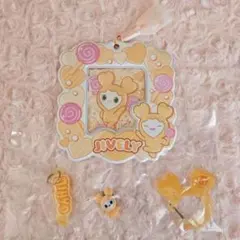 TWICE LOVELYS ジヒョ カードホルダー& アクリルカラビナブロッキー