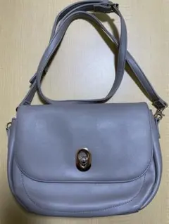 グレー ショルダーバッグ
