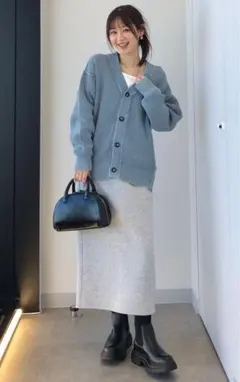 【GU 完売品】ライトブルー Vネックカーディガン Sユニセックス