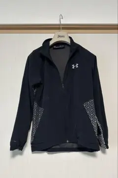 Under Armour ブラック ウィンドブレーカー　レディース　Lサイズ