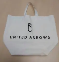 UNITED ARROWS キャンバストートバッグのサムネイル
