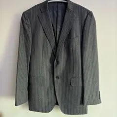 ② グレー ストライプ ビジネススーツ