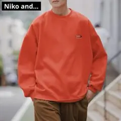 Niko and… てぃらさん着用 ワンポイント裏起毛クルーネックプルオーバー