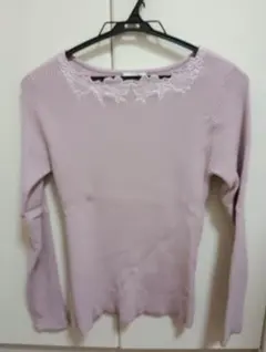 ワールド　アクアガール　トップス　ニット　ピンク　長袖　秋冬　美品