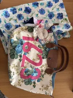 ロンシャン　Longvhampトートバック