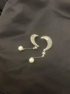三日月と星のシルバーピアス