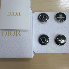 Dior ロゴ入りボタン 4個セット
