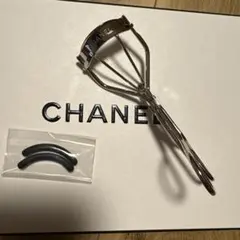 CHANEL アイラッシュカーラービューラー替えゴム付きのサムネイル