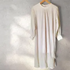 【美品】Chico チコ シワ加工シアードレス ロングワンピース アイボリー F