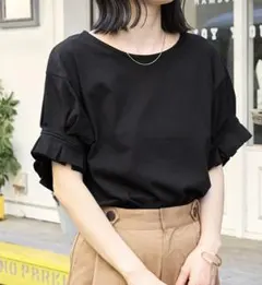 Chaco closet⭐︎袖プリーツデザイン 半袖Tシャツ ブラックのサムネイル