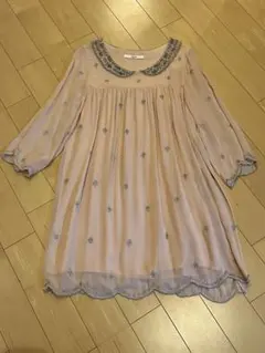 Another Edition サーモンピンク　ビーズ刺繍ワンピース