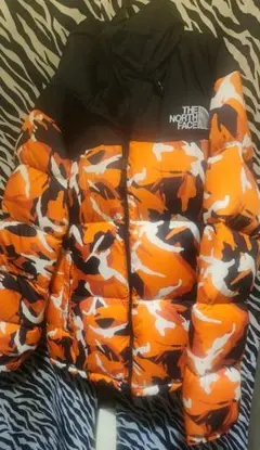 週末SALETHE NORTH FACE ダウンジャケット XXL オレンジカモ