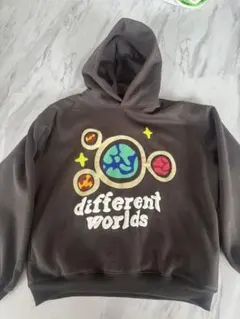 Broken Planets パーカー different