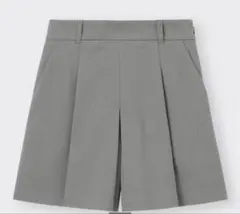 GU タックショートパンツ　キュロットのサムネイル