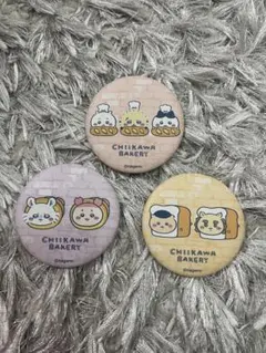 ちいかわ　ベーカリー　缶バッジ　ちいかわ　ハチワレ　くりまんじゅう　モモンガ