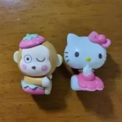 Hello Kitty 與 Monkey 玩偶組