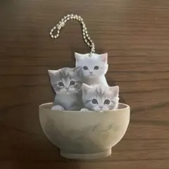 猫 ストラップ ボールチェーン付き