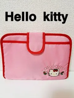 【新品未使用品】ハローキティマルチポーチ 母子手帳ケース