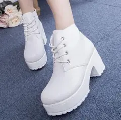 厚底ショートブーツ 23cm 23.5cm レースアップ 太ヒール ホワイト