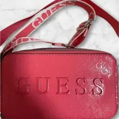 guessショルダーバッグ　　ゲスピンクショルダーバッグ