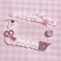 【109】ホイップデコ B8 横型 いちご リボン ピンク トレカケースデコ