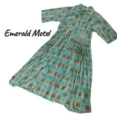 vintage✨️美品✨️Emerald Motel 半袖 総柄ワンピースのサムネイル