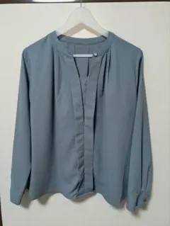 長袖ブラウス