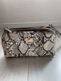 Item thumbnail for item fd20b0ec-d92e-443e-a12a-fe824813e514