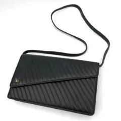 【美品】バレンティノ VALENTINO ショルダーバッグ 黒 斜めがけのサムネイル