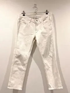 LACOSTE カプリパンツ　ホワイト34レディース