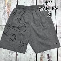 【美品】OAKLEY オークリー ハーフパンツ ショーツ Ｍサイズ 速乾軽量のサムネイル