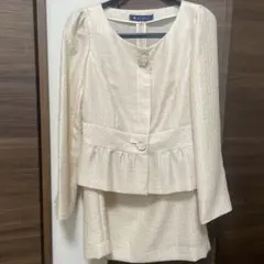エムズグレイシー　アイボリー フリル付きジャケット スカートセット