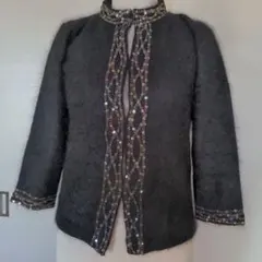 ビーズ装飾の黒ノーカラージャケット風カ−ディガンＭ