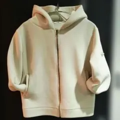 ダンボールニット パーカー