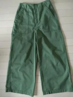 緑のワークパンツ ゴムウエスト