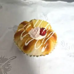 パン スイーツ パイナップルブリオッシュ マグネット 置物