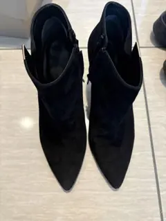 MODE ET JACOMO MEDA ブラックスエードポインテッドトゥブーティ