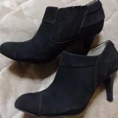 22.5センチ ブラック スエード アンクルブーツ