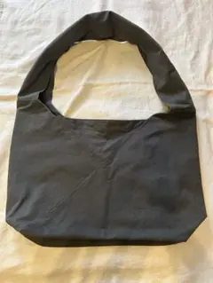 えみおわす　斜め掛けバッグ　ショルダーバッグ