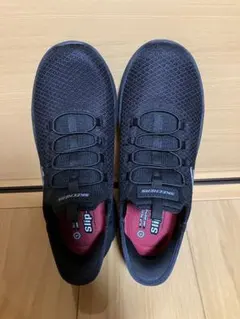 Skechers Slip-Ins ブラックスニーカー